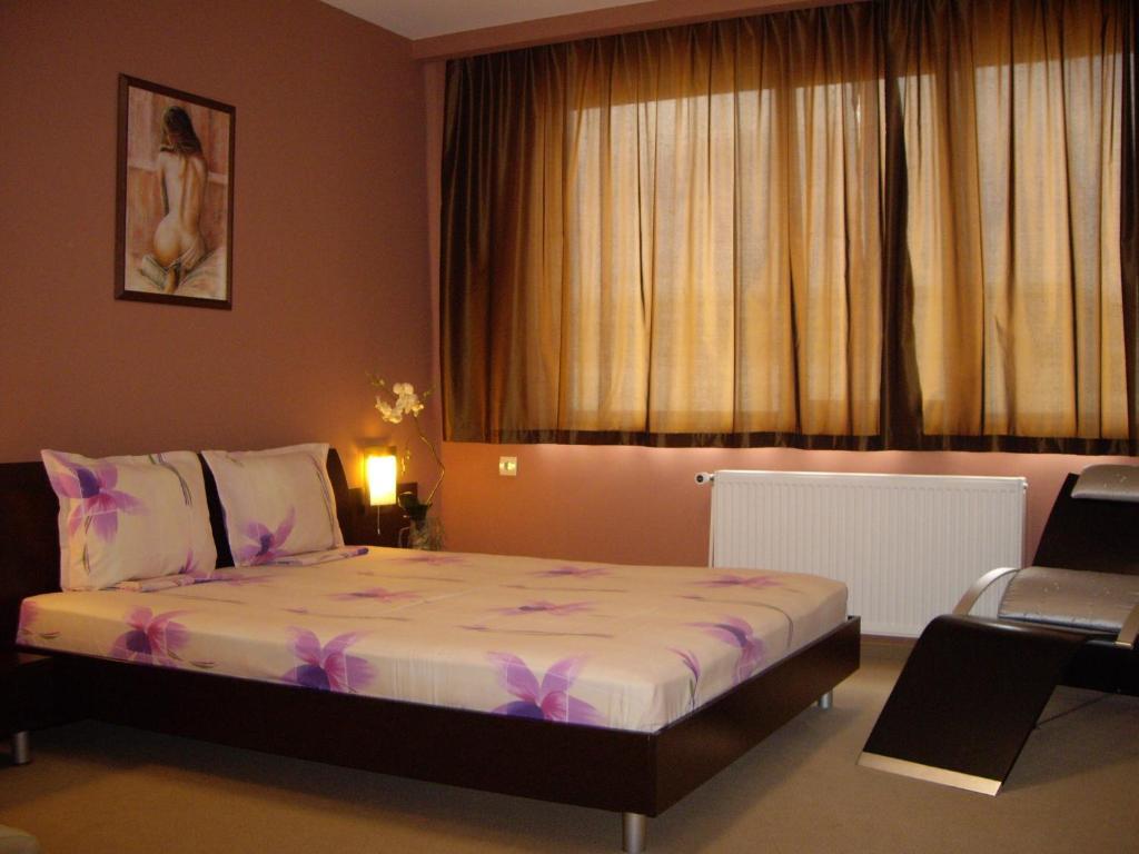 Family Hotel Mania Stara Zagora Bilik gambar